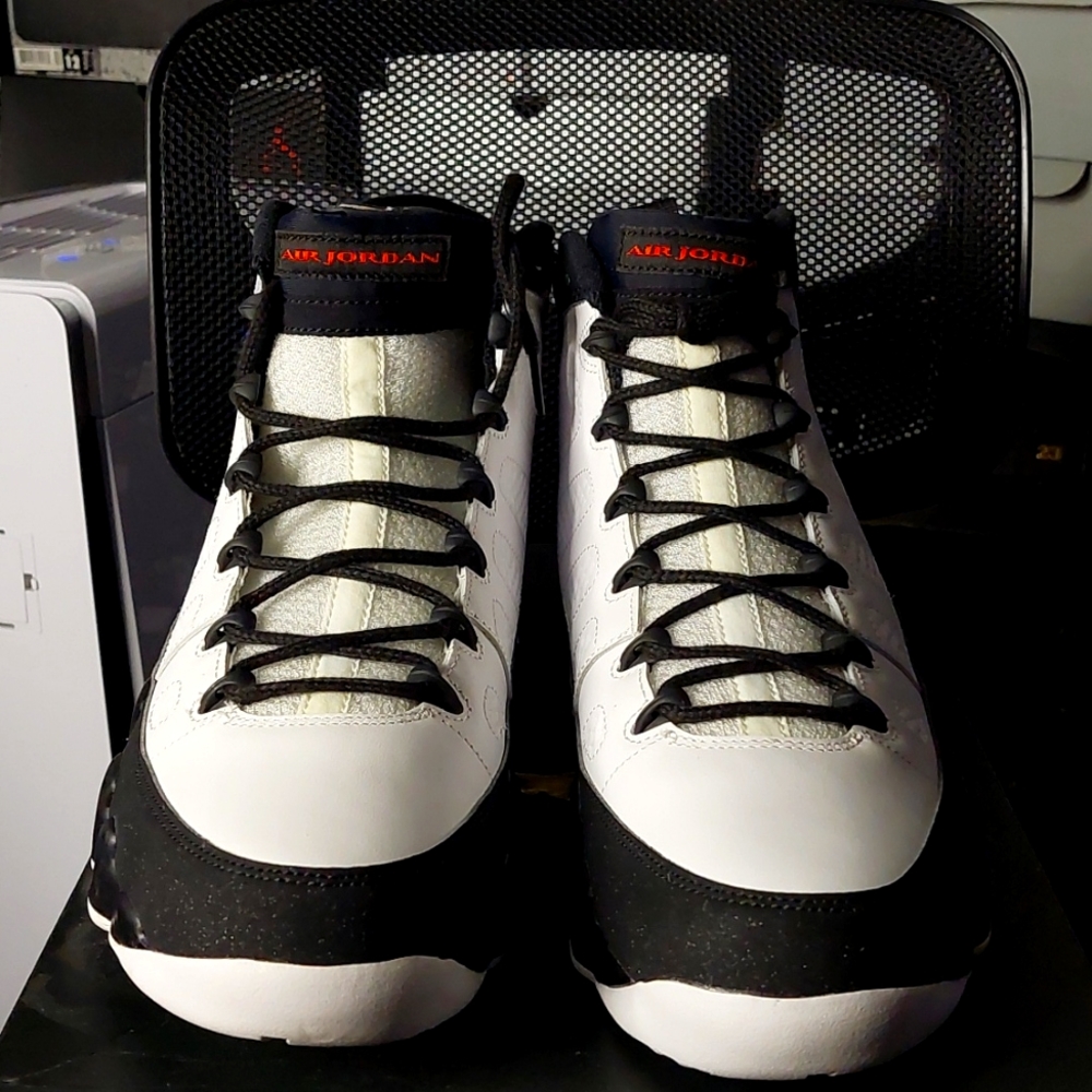 Jordan 9 OG 2016 - Picture 2 of 4